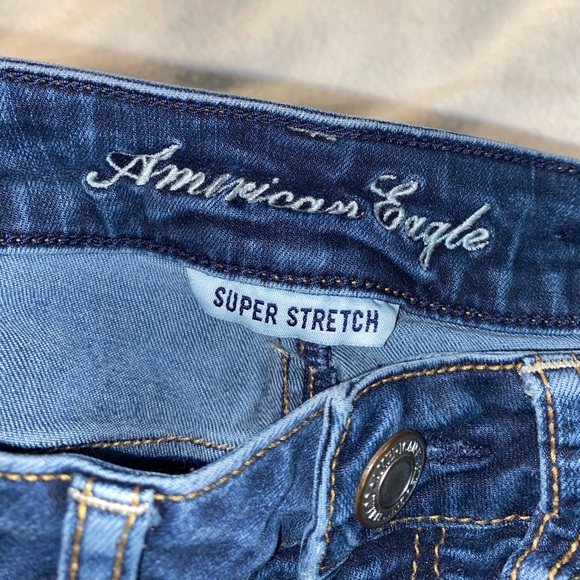 American Eagle Ripped Jeans - Picture 3 of 3